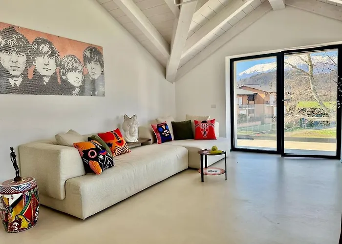 Floor Design Apt, 3bd, 2bt! Appartamento Colico
