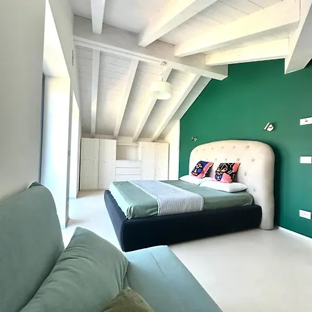 Floor Design Apt, 3bd, 2bt! * Colico