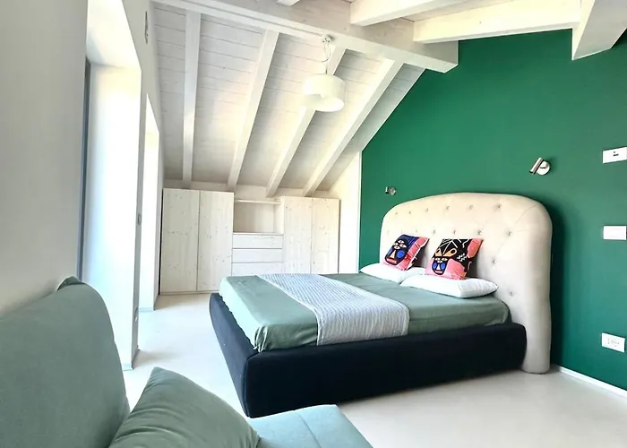 Floor Design Apt, 3bd, 2bt! * Colico