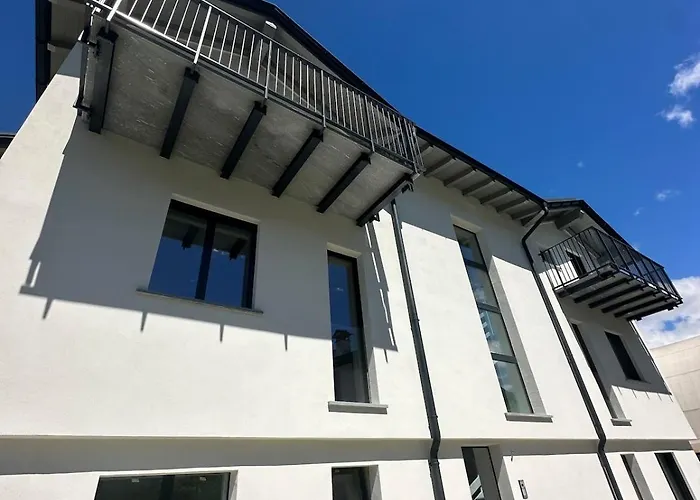 Floor Design Apt, 3bd, 2bt! * Colico