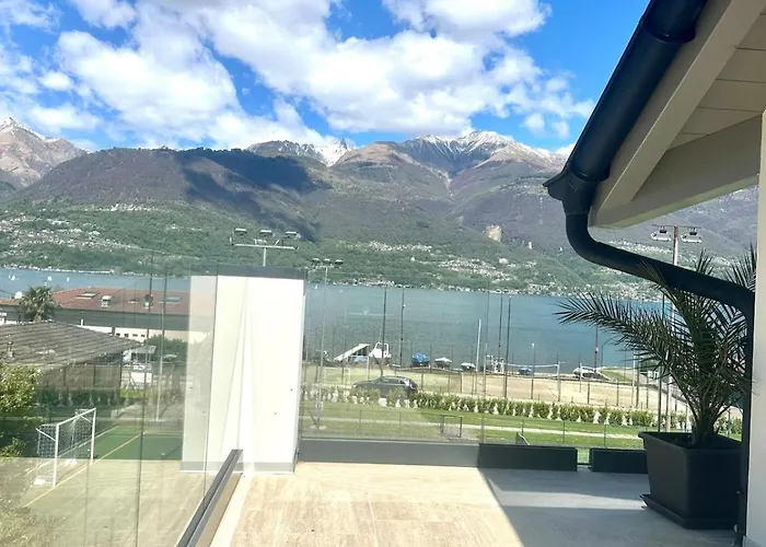 Floor Design Apt, 3bd, 2bt!